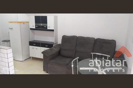 12_photo/94ce5412e3.9b3b024eb38cd606-ATLAS-cdf39f3c-44d4-4d9e-b239-3c285e42818c.jpg de apartamento para alugar com 1 quarto, 45m² em Jardim Tres Irmaos, Taboão da Serra