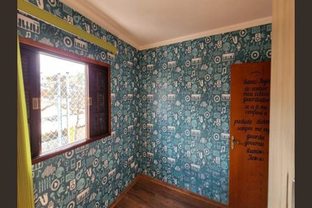 3_photo/94ce54141d.ceff8192393c33de-ATLAS-4eda98ae-df12-4746-bdc7-c2ef2baff4e5.jpg de casa à venda com 3 quartos, 150m² em Jardim Maria Rosa, Taboão da Serra