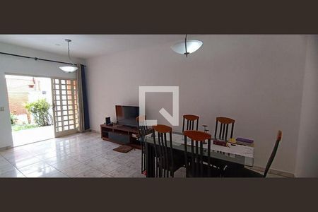 1_photo/94ce5419a7.94eccd8fc9add72f-ATLAS-edd58d21-1844-4e5d-8741-4362749873fb.jpg de casa à venda com 2 quartos, 200m² em Jardim Nadir, São Paulo