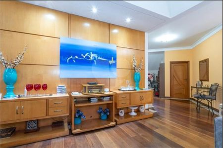 3_photo/94ce541c3d.ceff8192393c33de-ATLAS-5812e356-3cac-4aef-967f-04ceca8adf7d.jpg de casa de condomínio para alugar com 5 quartos, 440m² em Super Quadra Morumbi, São Paulo