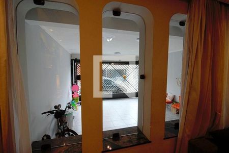 2_photo/94ce541ef7.aa3f54dcddd2e04f-ATLAS-165e466e-5a3b-498d-a091-afa4c8c355bb.jpg de casa à venda com 4 quartos, 200m² em Jardim Taboao, São Paulo