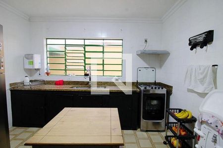 47_photo/94ce541ef7.aa3f54dcddd2e04f-ATLAS-2a589d9f-e273-4f47-9234-72e53803e790.jpg de casa à venda com 4 quartos, 200m² em Jardim Taboao, São Paulo