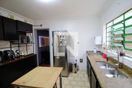 9_photo/94ce541ef7.aa3f54dcddd2e04f-ATLAS-389d7e6c-ffca-4402-b9a5-1743e6d757b8.jpg de casa à venda com 4 quartos, 200m² em Jardim Taboao, São Paulo