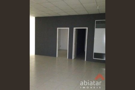 11_photo/94ce5423b3.2fc54a3393eb30ba-ATLAS-e7d76cbd-f9f7-46cd-999a-709ed9aff869.jpg de casa para alugar com 0 quarto, m² em Vila Santa Luzia, Taboão da Serra