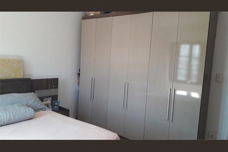 3_photo/94ce542475.74dbc9aa7d3e0758-ATLAS-1ddd8c99-8506-4e7d-a313-3450b599ecde.jpg de casa à venda com 2 quartos, 125m² em Jardim Pazini, Taboão da Serra