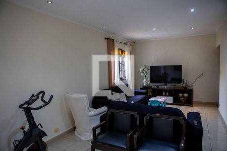 2_photo/94ce5425b3.b37fb779aadef412-ATLAS-3d912869-c41c-43ed-9bae-0c9f8b5c8ab7.jpg de casa à venda com 3 quartos, 395m² em Jardim Pazini, Taboão da Serra