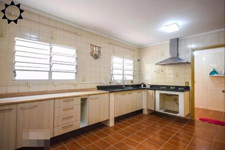 4_photo/94ce542735.f8488e8a851d1da4-ATLAS-00ffd645-e1d4-4e15-8f32-71257819e33c.jpg de casa à venda com 4 quartos, 200m² em Jardim Jucara, São Paulo