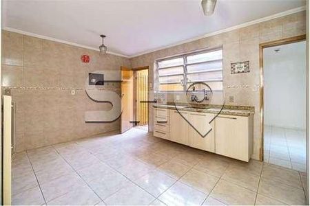 1_photo/94ce542e1d.8b238b2f56f58e8d-ATLAS-9d9846a0-dabb-44bf-8130-948d75f59603.jpg de casa de condomínio à venda com 0 quarto, 93m² em Vila Sonia, São Paulo