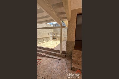 18_photo/94ce543013.0dba02f6e03a3679-ATLAS-33668cae-4a5d-4cba-bdd6-491e01c1a75d.jpg de casa para alugar com 2 quartos, 110m² em Jardim Frei Galvao, Taboão da Serra