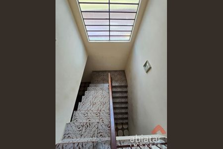 39_photo/94ce5430ef.6bc6d6e3d41508d6-ATLAS-125fa5ec-ddf8-4c4c-87e6-2b4281b0ba70.jpg de casa à venda com 5 quartos, 280m² em Parque Assuncao, Taboão da Serra