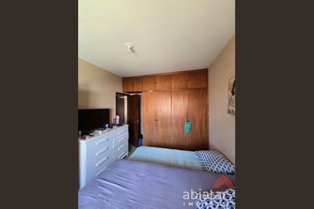 75_photo/94ce5430ef.6bc6d6e3d41508d6-ATLAS-85ea0c76-e736-4281-b8cc-1f0ede34f19b.jpg de casa à venda com 5 quartos, 280m² em Parque Assuncao, Taboão da Serra