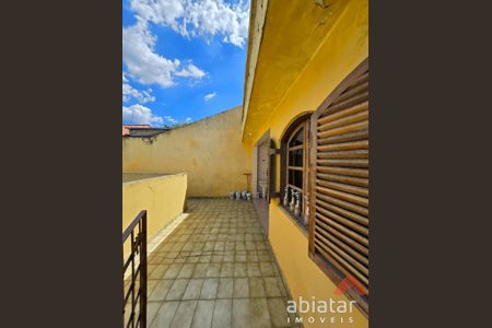 93_photo/94ce5430ef.6bc6d6e3d41508d6-ATLAS-971176d0-894e-41a5-b1d2-247dd4186ec8.jpg de casa à venda com 5 quartos, 280m² em Parque Assuncao, Taboão da Serra