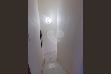 8_photo/94ce5433bf.dc8bbd111761e841-ATLAS-a3bd67f7-1e73-4fde-9369-ec63daededbd.jpg de casa à venda com 3 quartos, 173m² em Jardim das Esmeraldas, Taboão da Serra