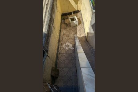 15_photo/94ce5433bf.dc8bbd111761e841-ATLAS-e33ce5d5-3049-4a5b-8eb9-1f9b640974eb.jpg de casa à venda com 3 quartos, 170m² em Jardim das Esmeraldas, Taboão da Serra