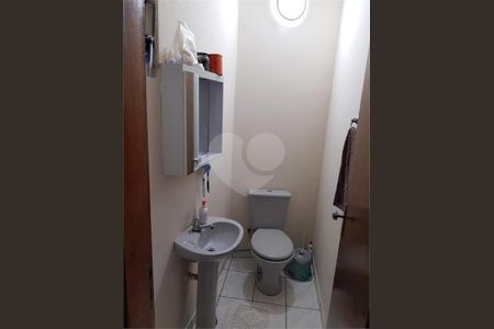 7_photo/94ce5433bf.dc8bbd111761e841-ATLAS-ed9f5b59-b4e1-4abc-91e4-3e3104d3e44b.jpg de casa à venda com 3 quartos, 173m² em Jardim das Esmeraldas, Taboão da Serra