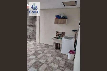 5_photo/94ce5434dd.08798e92c4495a9b-ATLAS-bbfa625b-21a4-416d-bce8-be566c38dfd2.jpg de casa à venda com 2 quartos, 80m² em Jardim Luísa, São Paulo