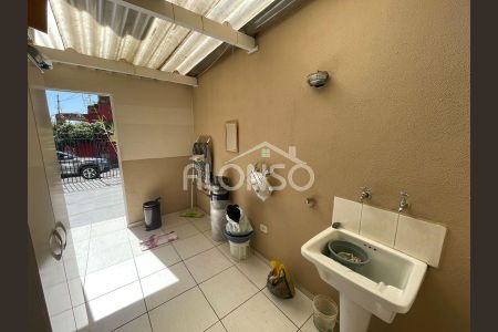 2_photo/94ce54359b.32a8019b0364636a-ATLAS-0596ea29-c6b5-4d8a-88ef-6c439e4d9e43.jpg de casa à venda com 2 quartos, 68m² em Jardim das Esmeraldas, São Paulo