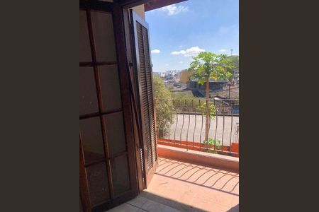 33_photo/94ce543601.cd7d3ac3bc6a3033-ATLAS-b5f5a4be-76ab-43a9-9ca1-725303309c2f.jpg de casa à venda com 1 quarto, 80m² em Jardim das Esmeraldas, São Paulo