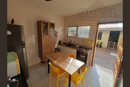 3_photo/94ce543689.ee31d1fd9df23408-ATLAS-51d6cbef-0521-4fc0-b9ba-1d059515e8fc.jpg de casa à venda com 2 quartos, 90m² em Jardim Guayana, São Paulo