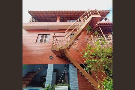 17_photo/94ce54368d.72f38772c60cc7a0-ATLAS-c5dfd1bc-0f3b-47a1-bfa1-a033dfa156db.jpg de casa à venda com 5 quartos, 418m² em Jardim Ouro Preto, Taboão da Serra