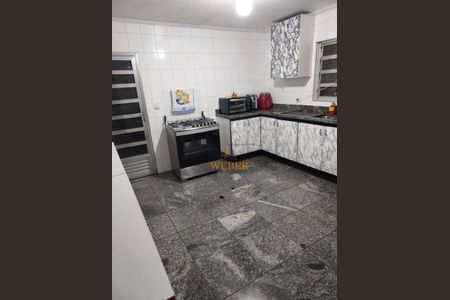 4_photo/94ce543717.d505c9d9834fda44-ATLAS-5fff4161-7619-4e1c-aa16-75972b36f39b.jpg de casa à venda com 3 quartos, 141m² em Jardim Santa Rosa, Taboão da Serra