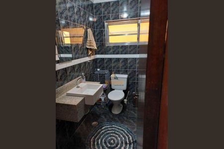 5_photo/94ce543717.d505c9d9834fda44-ATLAS-b42718d5-4b01-4e06-adee-0a9f68109089.jpg de casa à venda com 3 quartos, 141m² em Jardim Santa Rosa, Taboão da Serra