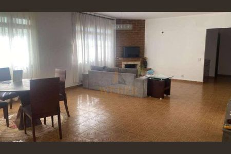 11_photo/94ce54375b.4bd2615f33144f40-ATLAS-0dffb14f-c5a6-4202-9ec1-e67e3f063409.jpg de casa para alugar com 4 quartos, 350m² em Parque Assuncao, Taboão da Serra