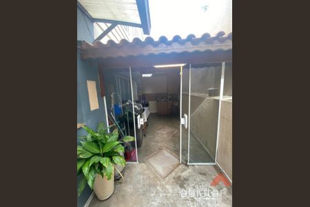 5_photo/94ce543a1b.a2ec5fd31aee7f32-ATLAS-6461eb9d-12f4-4f24-9030-5f2c77e88b70.jpg de casa à venda com 3 quartos, 146m² em Parque Assuncao, Taboão da Serra