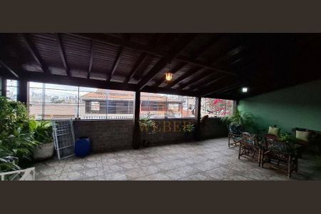 11_photo/94ce543acd.1d0d827e26d2d819-ATLAS-da356559-59ad-4e5e-921b-bf7546998629.jpg de casa à venda com 3 quartos, 179m² em Jardim Santa Terezinha, Taboão da Serra