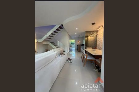 3_photo/94ce543af5.59abdc00308a7dc6-ATLAS-c20c8574-9035-4737-bc4d-e5af96bfe10c.jpg de casa para alugar com 3 quartos, m² em Parque Assuncao, Taboão da Serra