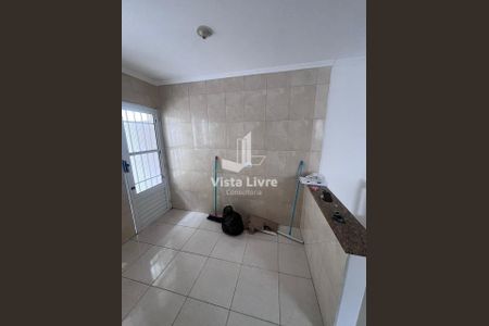 5_photo/94ce543bb7.72b299ddc7bc3168-ATLAS-6d77ce21-ca4a-4667-be50-eda33bbfd466.jpg de casa à venda com 2 quartos, 67m² em Parque Assuncao, Taboão da Serra