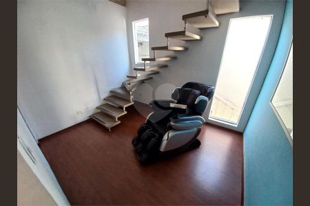 8_photo/94ce543bbb.4bd2615f33144f40-ATLAS-1b5b17e7-95b9-435a-af28-e0dfa91c839e.jpg de casa à venda com 5 quartos, 288m² em Parque Assuncao, Taboão da Serra