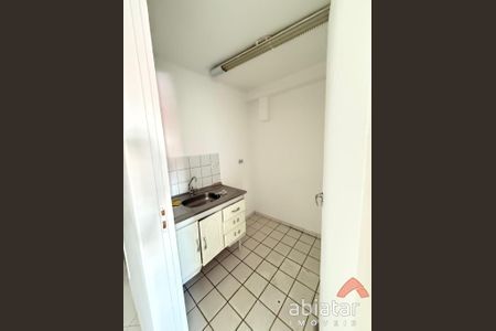 10_photo/94ce543d53.671b3960e7484b54-ATLAS-fbfffe7f-8b71-417f-b5dc-b209a27cff57.jpg de casa para alugar com 0 quarto, m² em Jardim Bom Tempo, Taboão da Serra