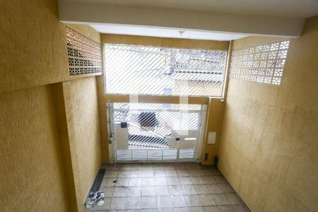 5_photo/94ce543d99.cbac4b0532efd0a4-ATLAS-0ee292ee-c513-4940-847a-6ac4d3961f71.jpg de casa à venda com 2 quartos, 125m² em Jardim Maria Rosa, Taboão da Serra