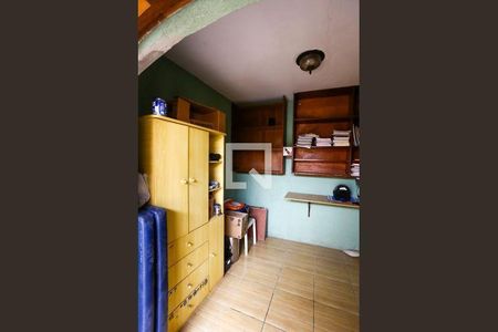 43_photo/94ce543d99.cbac4b0532efd0a4-ATLAS-80e49878-79e6-407c-b329-f684478cee57.jpg de casa à venda com 2 quartos, 125m² em Jardim Maria Rosa, Taboão da Serra