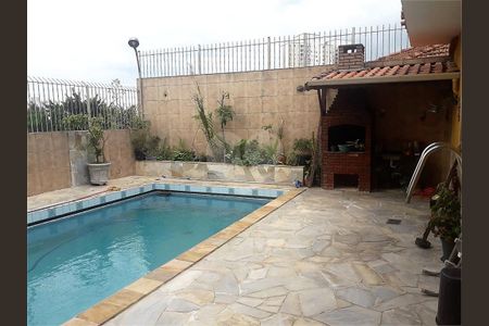 4_photo/94ce543da1.cba9474eaf1c4fd4-ATLAS-49596865-9568-4237-a3ce-feccdfea80cd.jpg de casa à venda com 6 quartos, 239m² em Jardim Maria Rosa, Taboão da Serra