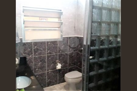 8_photo/94ce543da1.cba9474eaf1c4fd4-ATLAS-9904cd6f-5cac-443f-aab9-4ece8d9d8f94.jpg de casa à venda com 6 quartos, 239m² em Jardim Maria Rosa, Taboão da Serra