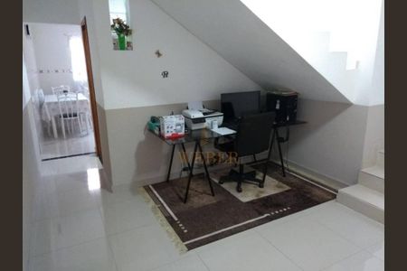 10_photo/94ce543e21.fe96b63aec789ef1-ATLAS-6ca8aaec-032b-4fcf-babe-a0b117dee234.jpg de casa à venda com 4 quartos, 138m² em Chácara Agrindus, Taboão da Serra