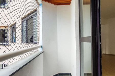 20_photo/94ce543fe9.f628b094f75e9ca5-ATLAS-5bf3e569-012b-435d-aee1-6a3266c5eb8a.jpg de apartamento à venda com 2 quartos, 65m² em Jardim Maria Rosa, Taboão da Serra