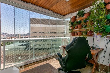 5_photo/94ce544093.5be1f5bd14cc224f-ATLAS-a137a189-4f36-47b9-bbbe-0e55c6d0f5a5.jpg de apartamento à venda com 3 quartos, 112m² em Chácara Agrindus, Taboão da Serra