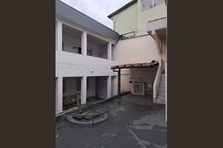 5_photo/94ce54417d.3e1b4b7d4b39a1bc-ATLAS-18841234-b1dd-4c5b-88f8-a563e3ebb6d3.jpg de casa à venda com 5 quartos, 110m² em Jardim Sao Miguel, Taboão da Serra