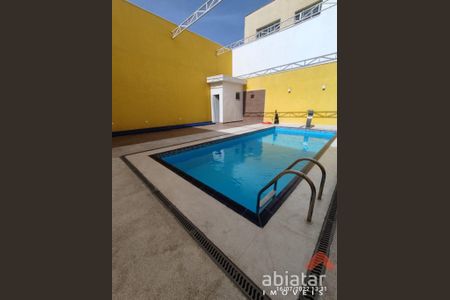 5_photo/94ce5443a1.dc8bbd111761e841-ATLAS-963fb59f-9cbf-41dc-8ecc-b46d96e53b4a.jpg de casa à venda com 3 quartos, 220m² em Jardim Pedro Goncalves, Taboão da Serra