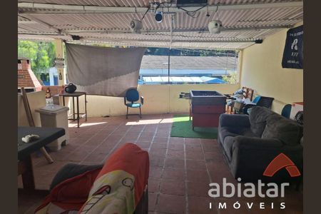 10_photo/94ce5443d7.ad4ed2adfbeffef0-ATLAS-bff803e6-42db-4313-9f12-2f89a0ee37c8.jpg de casa à venda com 6 quartos, m² em Jardim Sao Miguel, Taboão da Serra