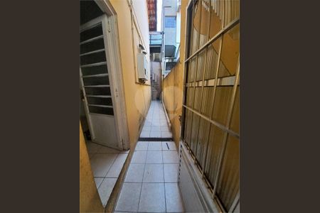 12_photo/94ce544549.e17343cf5b702f60-ATLAS-9478c90b-2b0f-4e50-b025-e5db7ec5fc06.jpg de casa à venda com 2 quartos, 89m² em Jardim America, Taboão da Serra