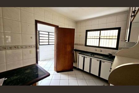 33_photo/94ce544997.007d8801227075bf-ATLAS-14580396-bcb4-4e4a-bf0c-1be35efd6357.jpg de casa para alugar com 3 quartos, 179m² em Jardim Monte Alegre, Taboão da Serra