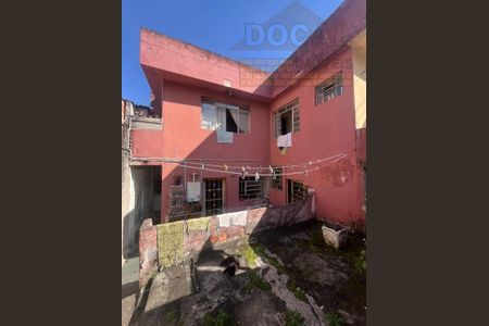 8_photo/94ce544e19.5a85c5bdfef41cf9-ATLAS-91af7a9d-7fd3-4e48-b1c4-6589cd71ccc3.jpg de casa à venda com 5 quartos, 250m² em Parque Monte Alegre, Taboão da Serra