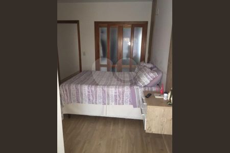 4_photo/94ce544e65.598c66e7e5047e83-ATLAS-cfc16ca7-db9a-4901-9a2e-cbdf494eaff5.jpg de casa à venda com 3 quartos, 152m² em Jardim São Jorge, São Paulo