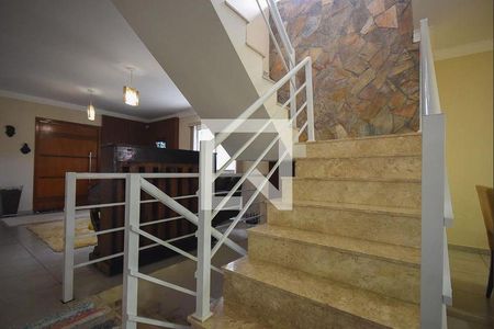 5_photo/94ce544f21.364cdb59f22b30dd-ATLAS-6060bb66-2a60-42c0-bf49-b0aaa859fb55.jpg de casa à venda com 4 quartos, 380m² em Parque Monte Alegre, Taboão da Serra