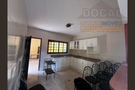 11_photo/94ce54502b.c696d6dfecea6f1c-ATLAS-334e0d51-ffbd-432a-a768-4d9937c41c7a.jpg de casa para alugar com 4 quartos, 260m² em Parque Monte Alegre, Taboão da Serra