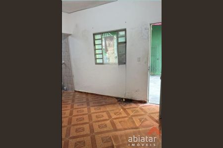 3_photo/94ce5450a5.d267d2baa391c237-ATLAS-41794efd-4c1d-48d2-8cb3-39894ff62a85.jpg de casa para alugar com 1 quarto, m² em Parque das Cigarreiras, Taboão da Serra